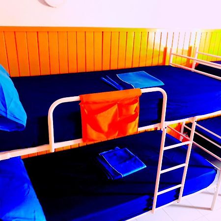 Larios Cool Hostel Málaga Extérieur photo