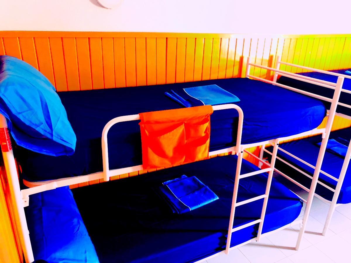 Larios Cool Hostel Málaga Extérieur photo